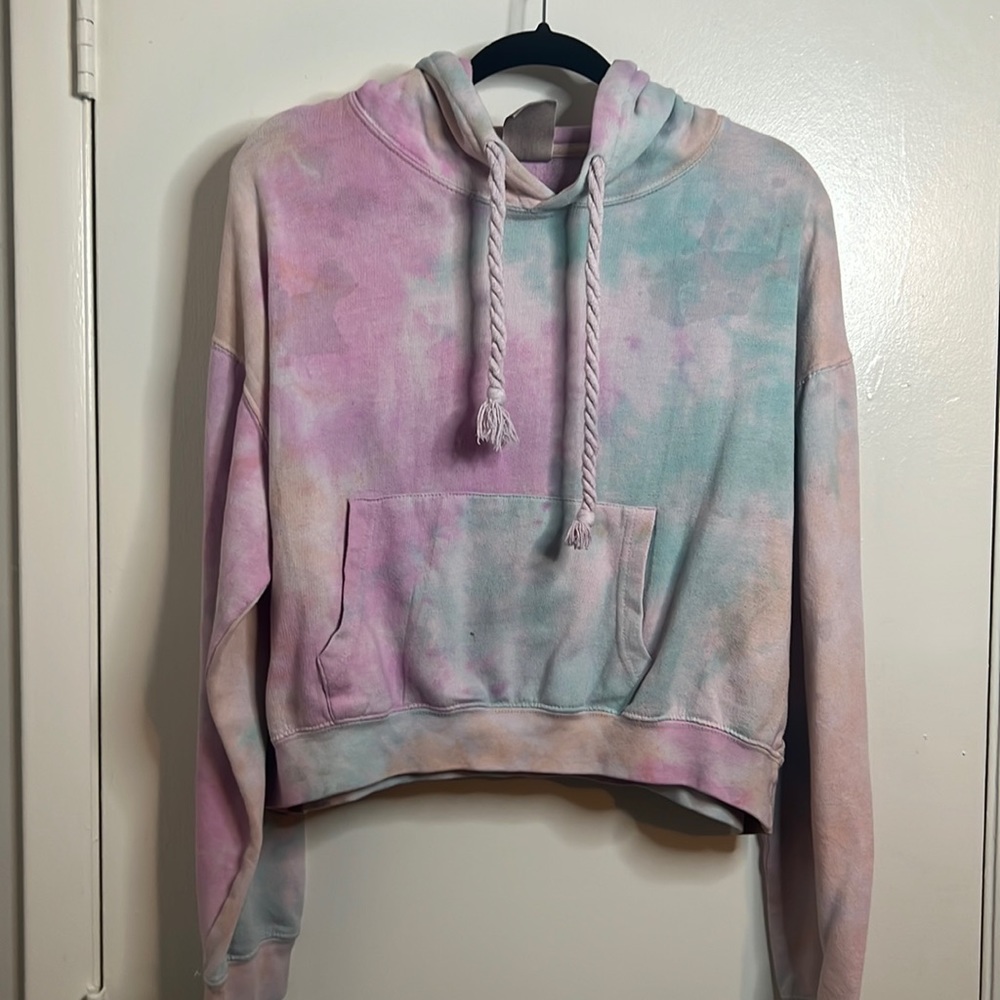 tie die crop sweater